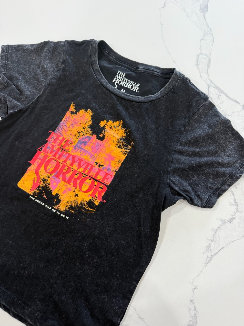 The Amityville Horror Movie Graphic T-Shirt Womens Medium Mineral Wash Black